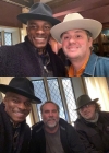 3x02-01.jpg