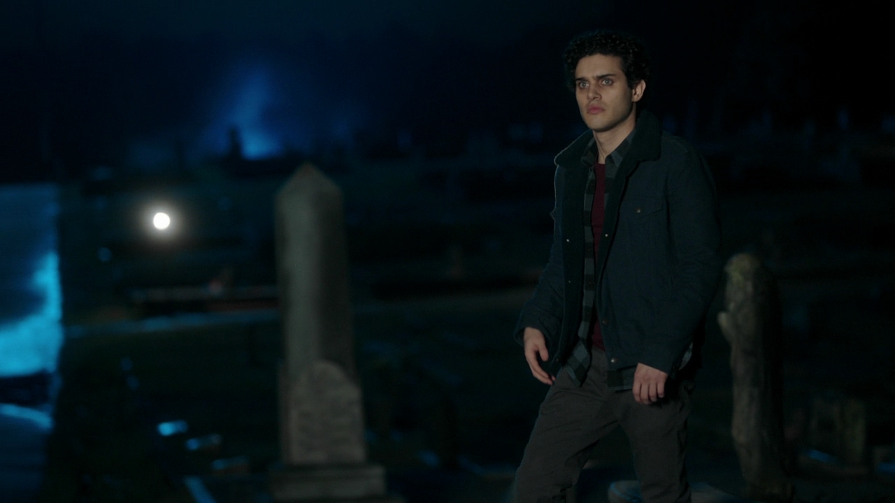 VampireDiariesWorld-dot-nl_Legacies3x01WereNotWorthy0097.jpg