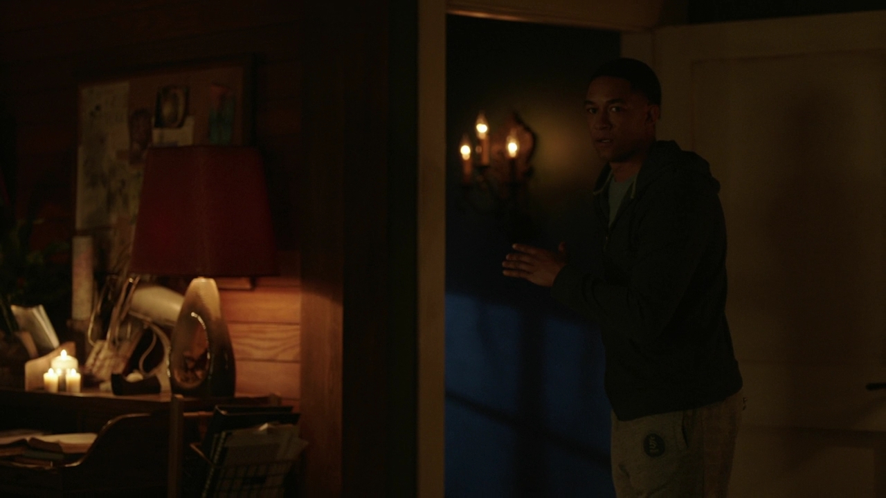 VampireDiariesWorld-dot-nl_Legacies3x01WereNotWorthy2391.jpg