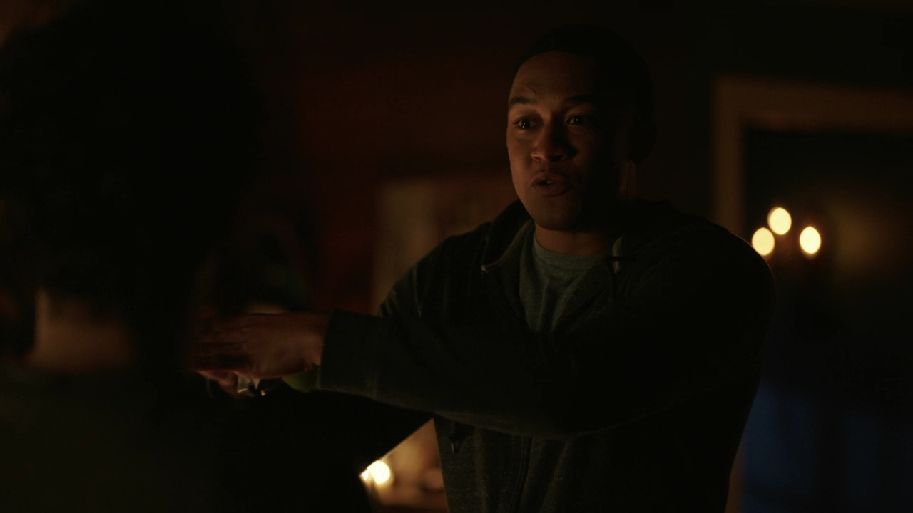 VampireDiariesWorld-dot-nl_Legacies3x01WereNotWorthy2406.jpg