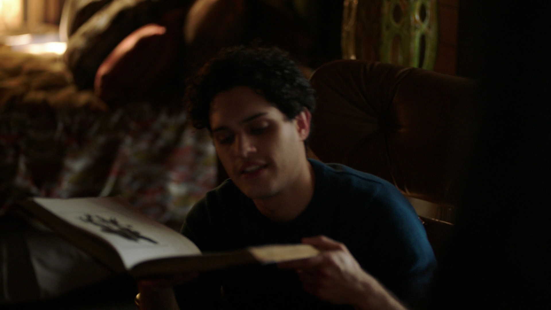 VampireDiariesWorld-dot-nl_Legacies3x02GoodbyesSureDoSuck0073.jpg