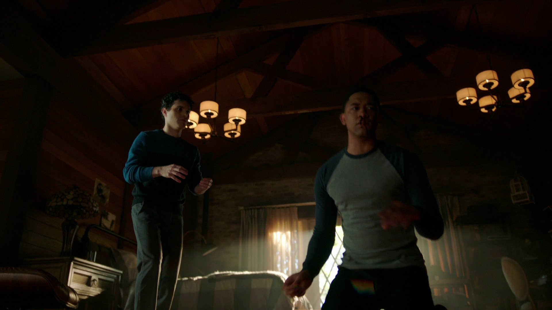VampireDiariesWorld-dot-nl_Legacies3x02GoodbyesSureDoSuck0109.jpg