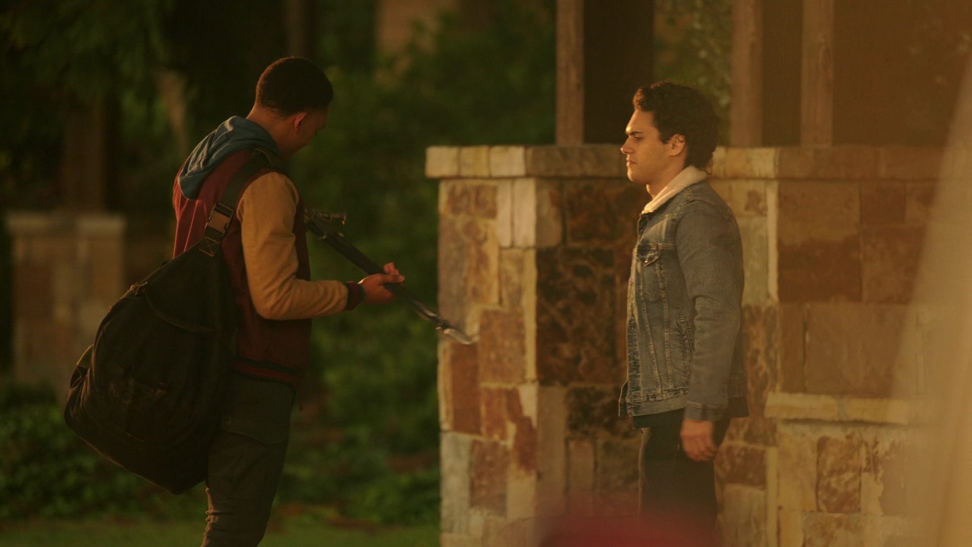 VampireDiariesWorld-dot-nl_Legacies3x02GoodbyesSureDoSuck2057.jpg