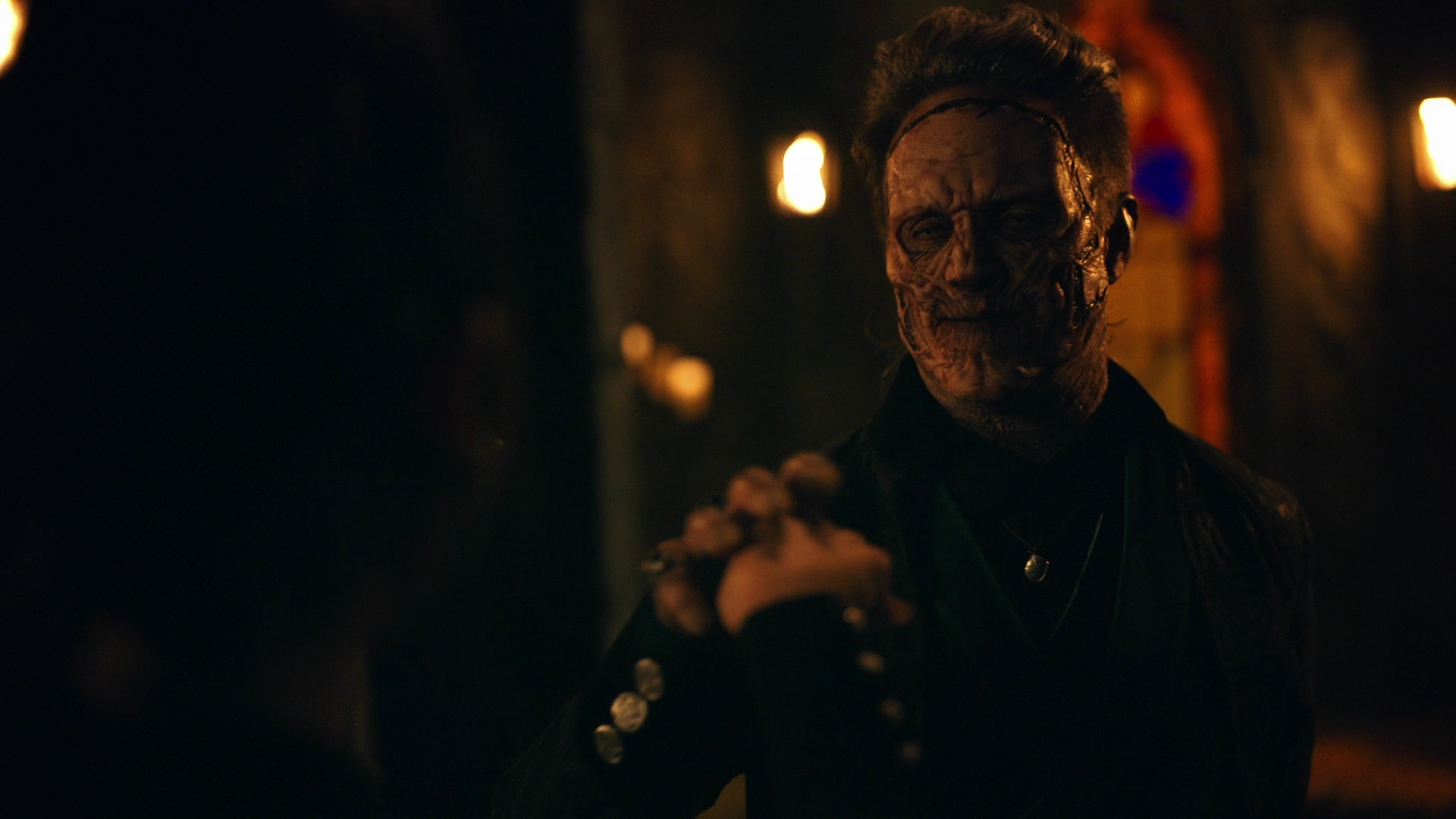 VampireDiariesWorld-dot-nl_Legacies3x02GoodbyesSureDoSuck2380.jpg