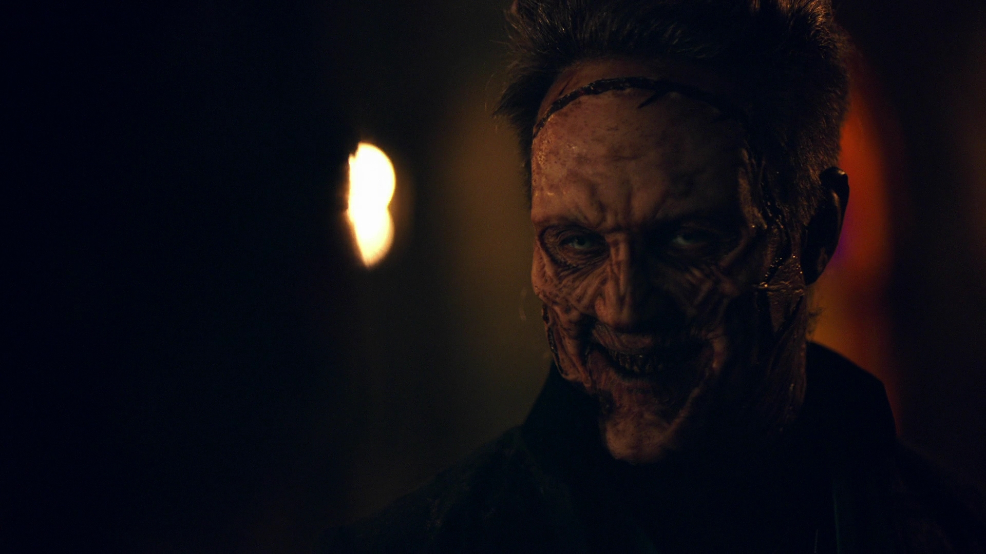 VampireDiariesWorld-dot-nl_Legacies3x02GoodbyesSureDoSuck2386.jpg