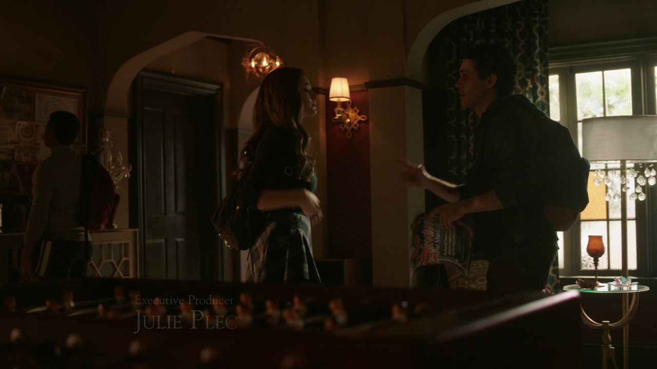 VampireDiariesWorld-dot-nl_Legacies3x03SalvatoreTheMusical0301.jpg