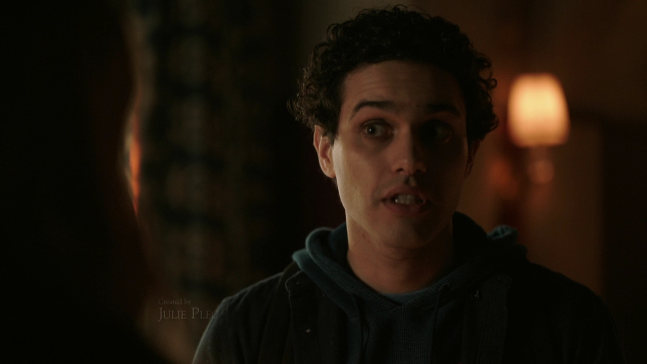 VampireDiariesWorld-dot-nl_Legacies3x03SalvatoreTheMusical0304.jpg