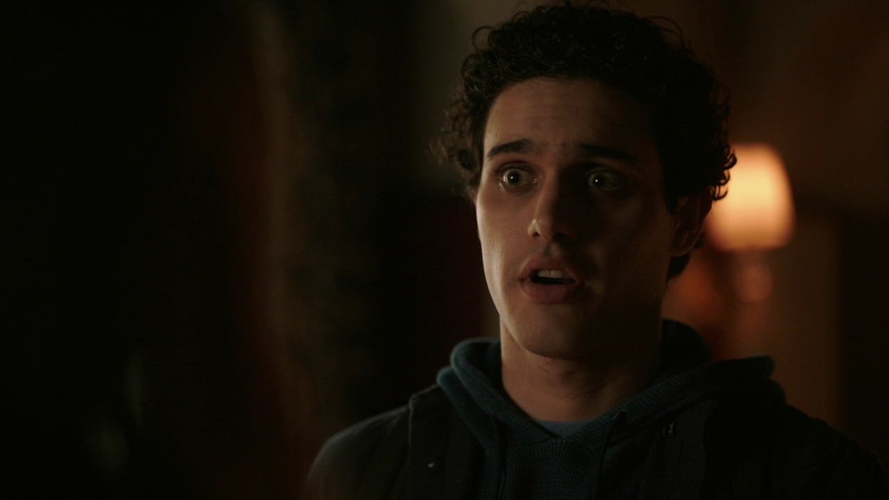 VampireDiariesWorld-dot-nl_Legacies3x03SalvatoreTheMusical0313.jpg