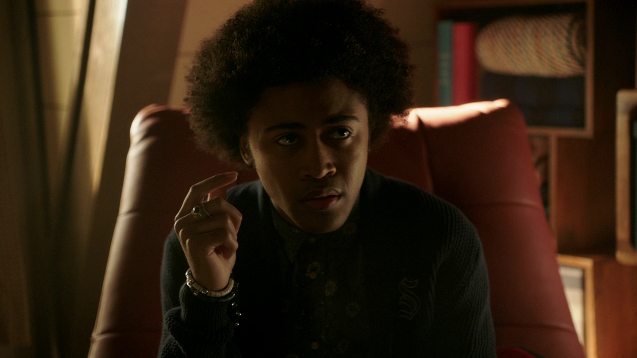 VampireDiariesWorld-dot-nl_Legacies3x03SalvatoreTheMusical0324.jpg