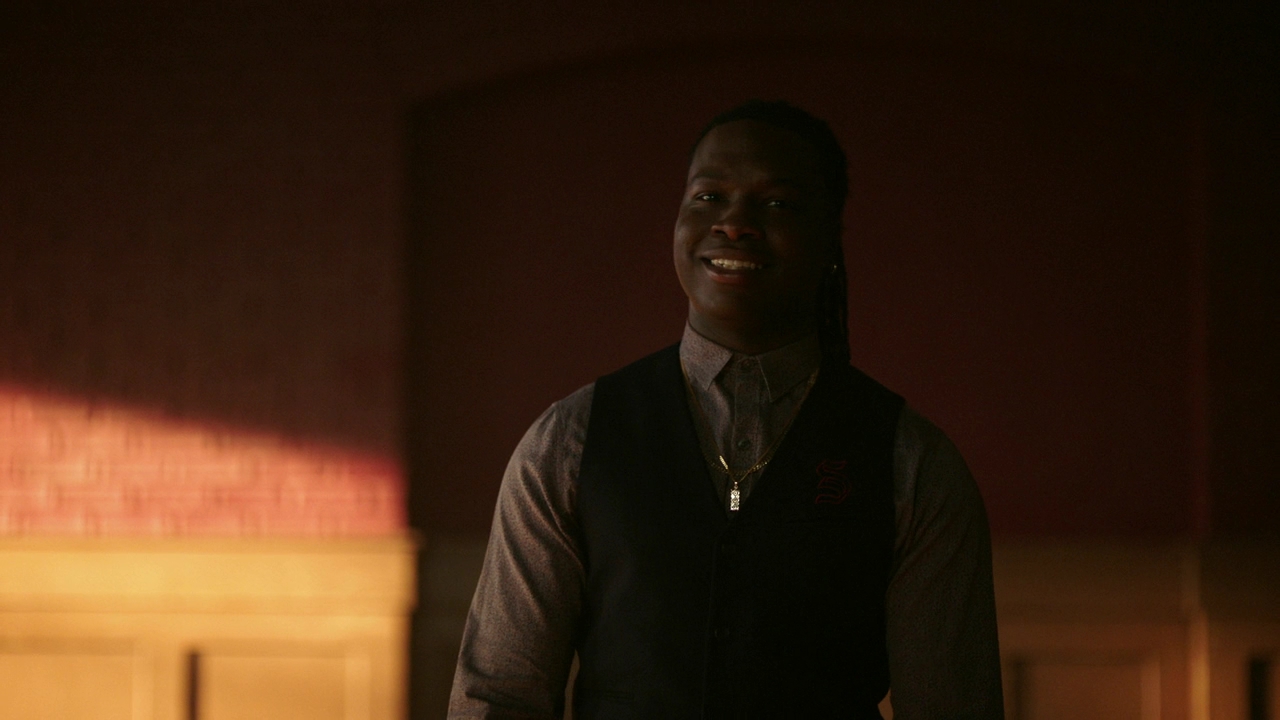 VampireDiariesWorld-dot-nl_Legacies3x03SalvatoreTheMusical0401.jpg