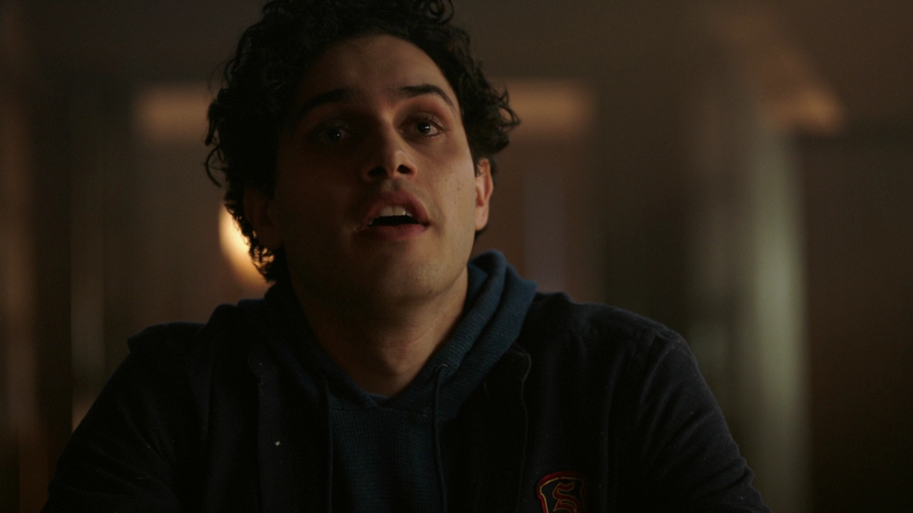 VampireDiariesWorld-dot-nl_Legacies3x03SalvatoreTheMusical0413.jpg