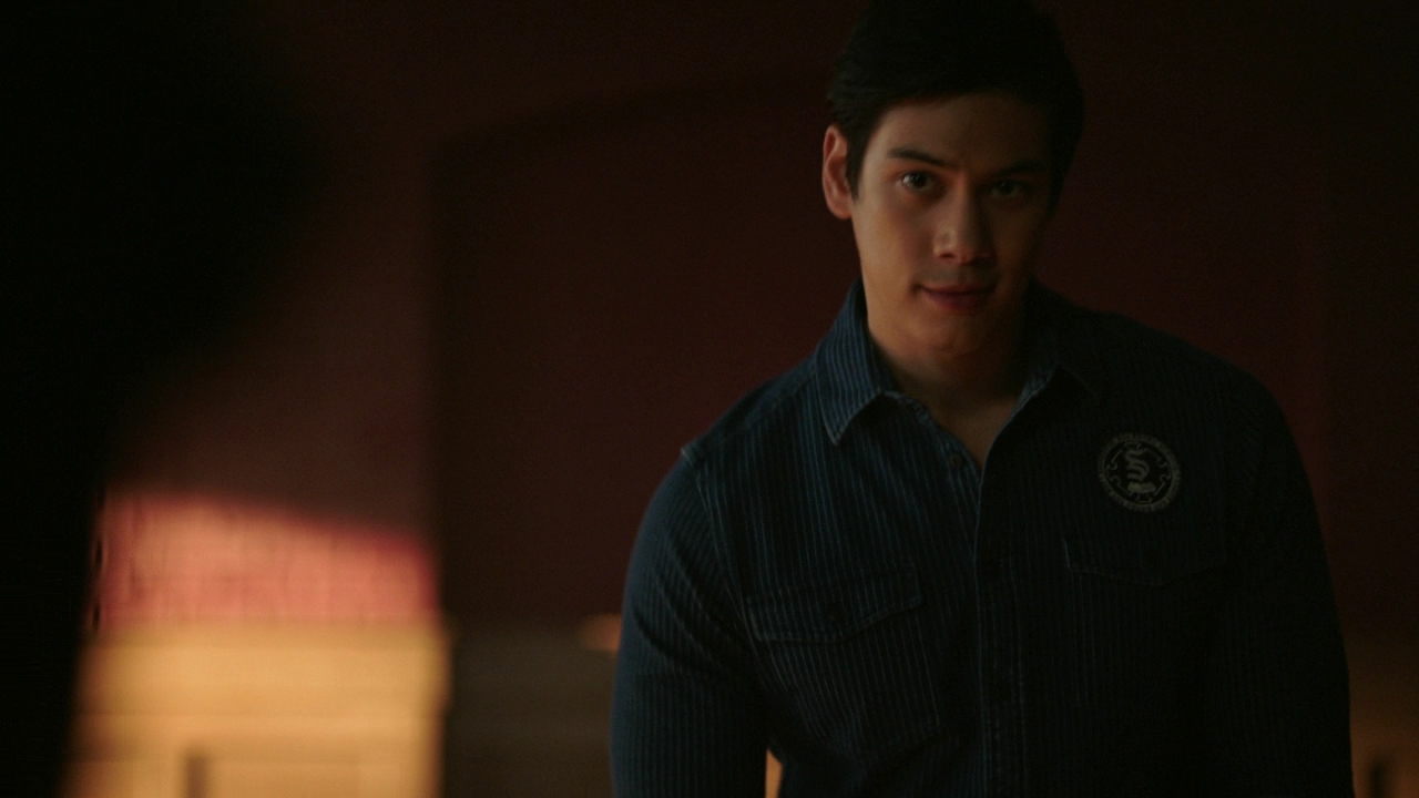 VampireDiariesWorld-dot-nl_Legacies3x03SalvatoreTheMusical0418.jpg