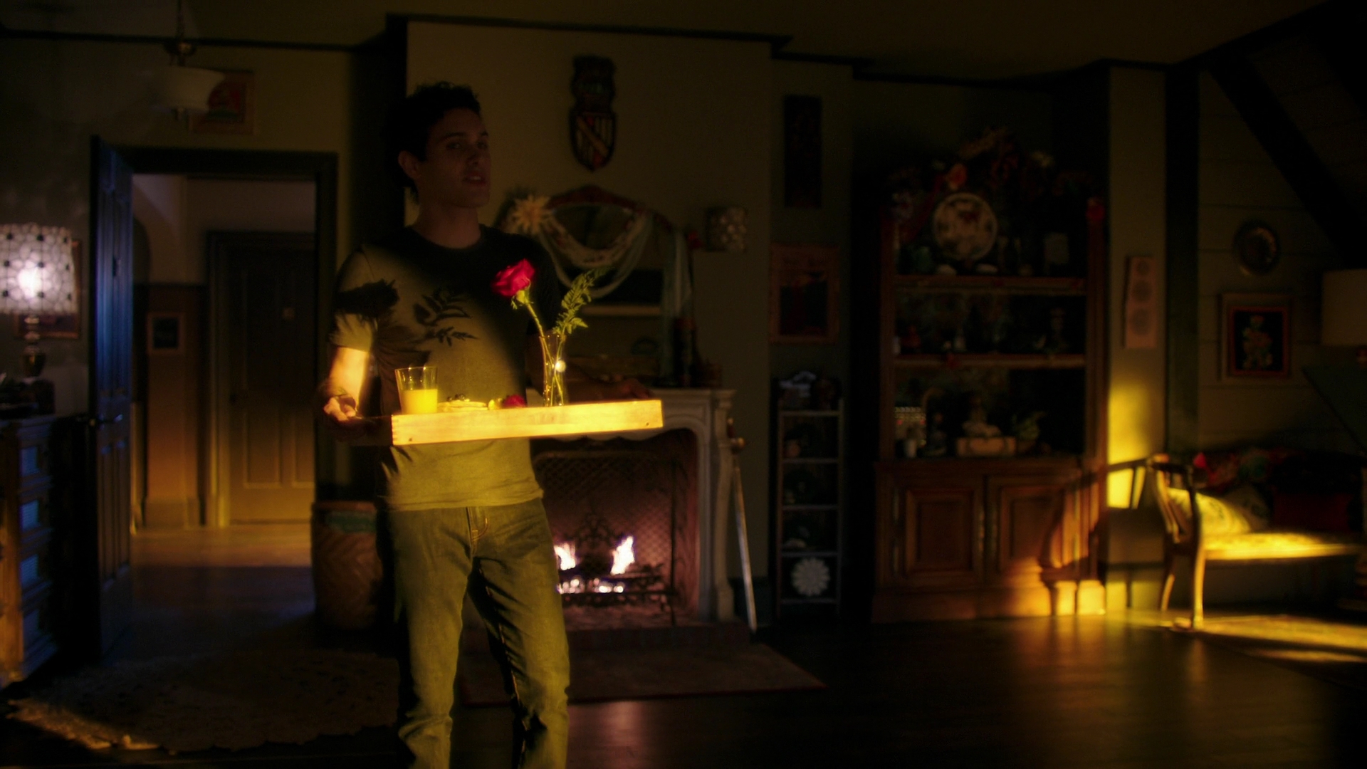 VampireDiariesWorld-dot-nl_Legacies3x04HoldOnTight0013.jpg