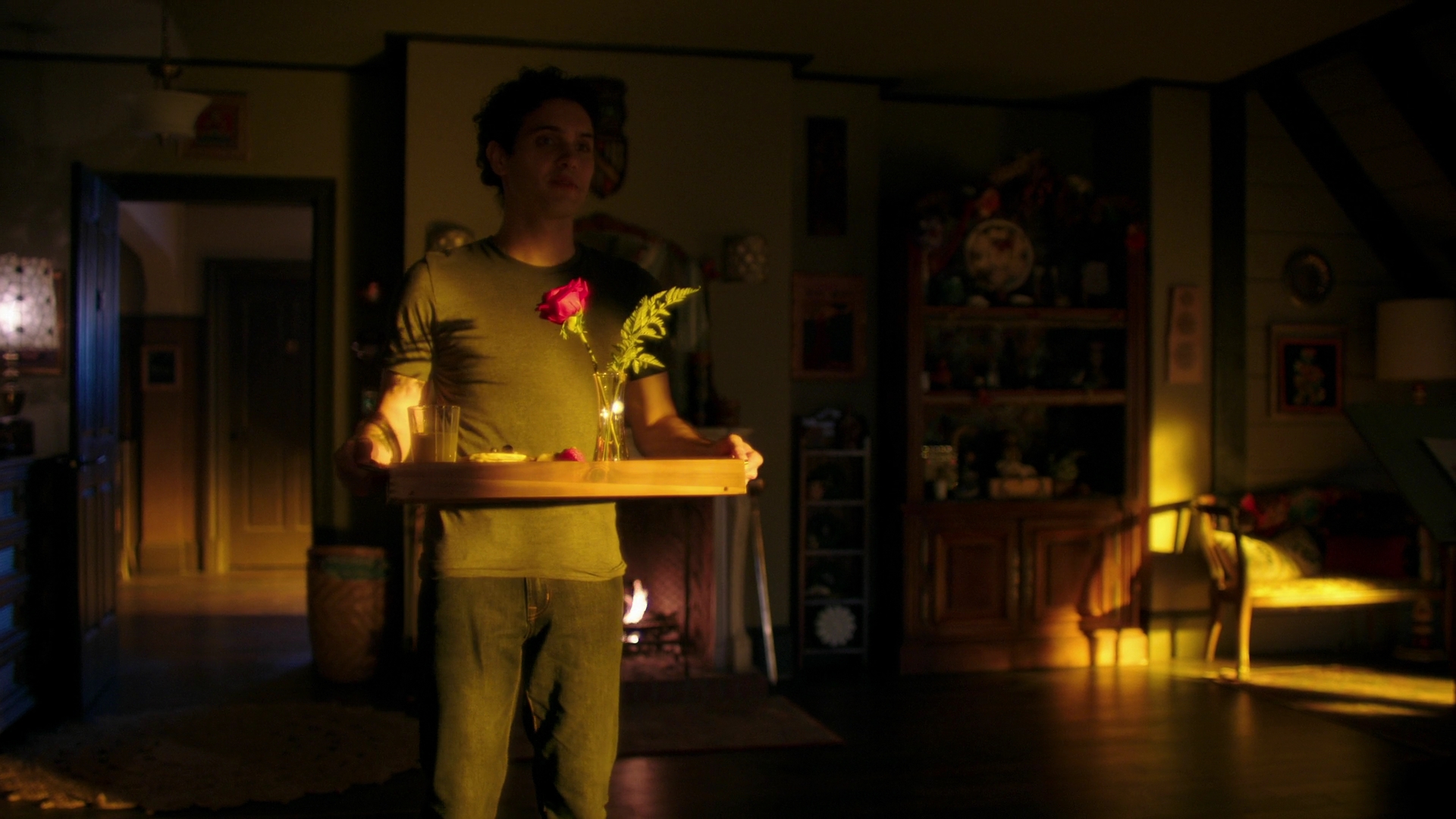VampireDiariesWorld-dot-nl_Legacies3x04HoldOnTight0014.jpg