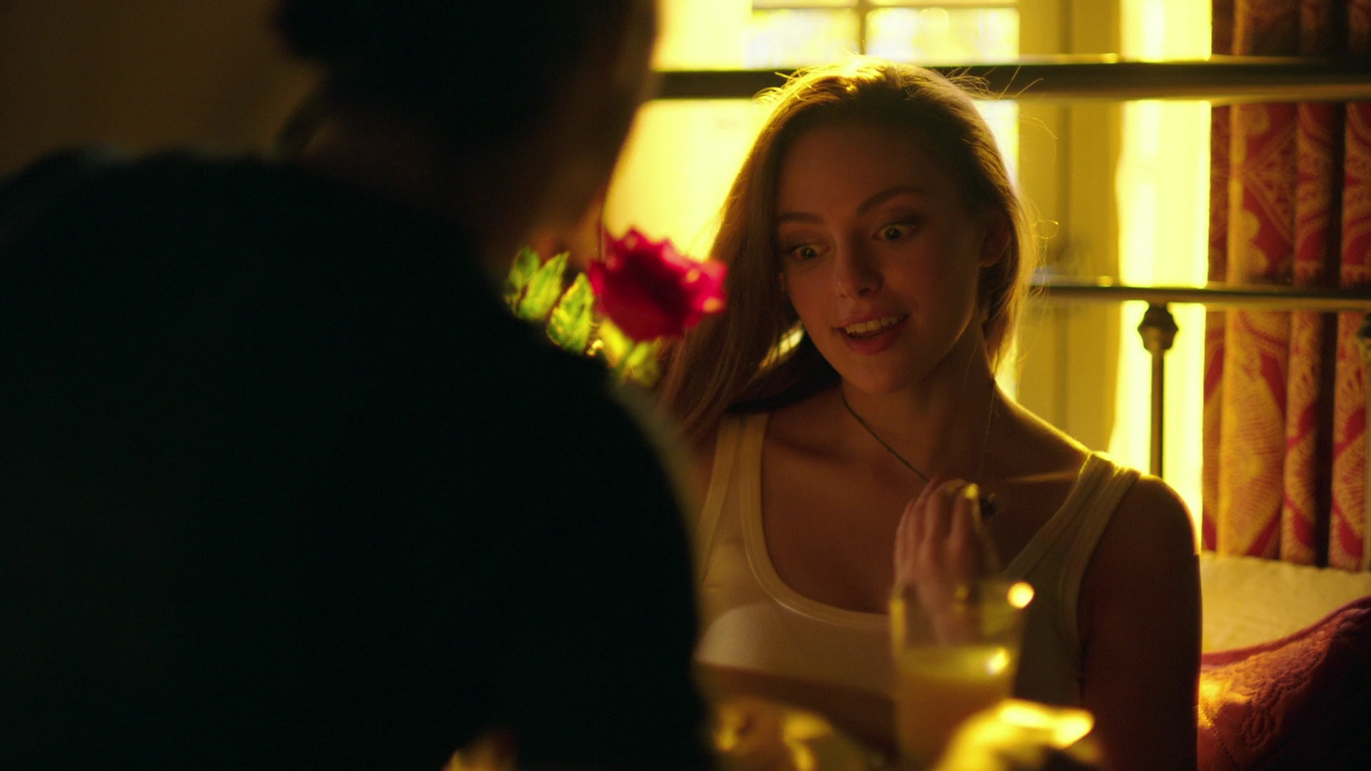 VampireDiariesWorld-dot-nl_Legacies3x04HoldOnTight0017.jpg