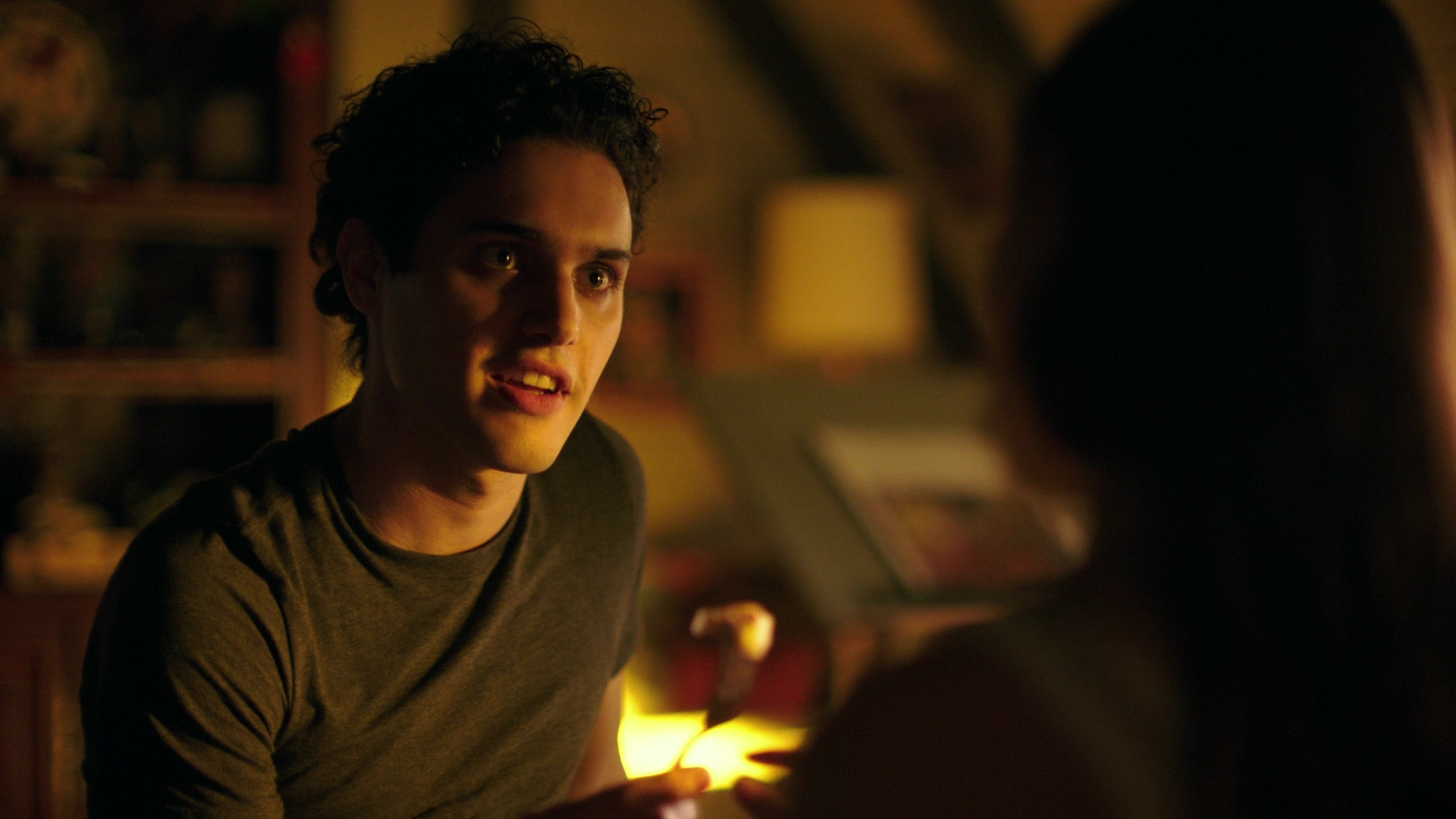 VampireDiariesWorld-dot-nl_Legacies3x04HoldOnTight0043.jpg