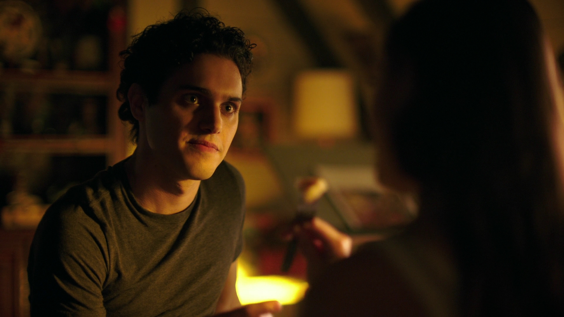 VampireDiariesWorld-dot-nl_Legacies3x04HoldOnTight0044.jpg