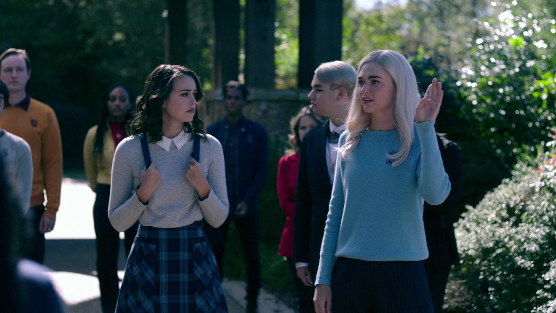 VampireDiariesWorld-dot-nl_Legacies3x04HoldOnTight0366.jpg