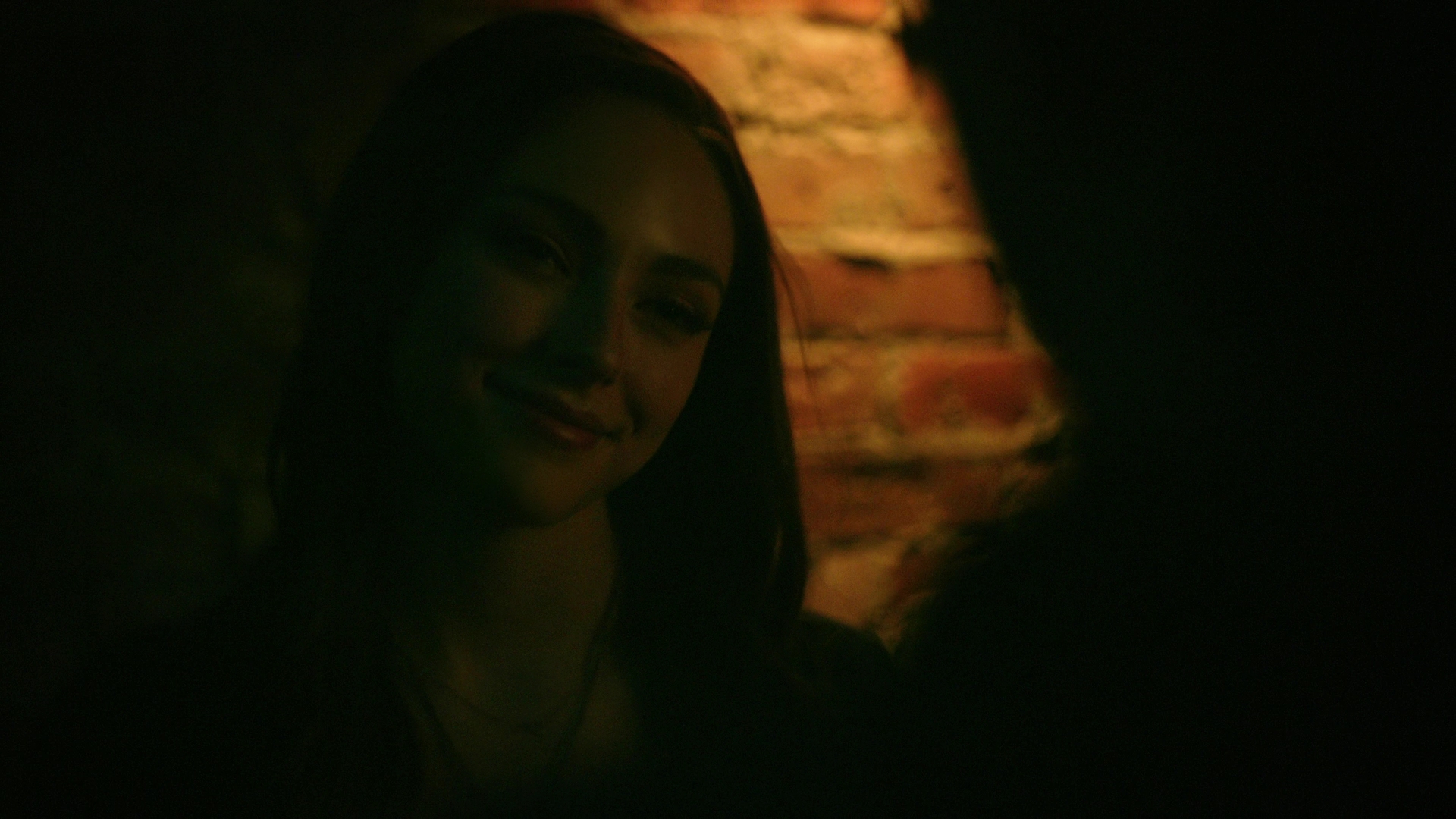 VampireDiariesWorld-dot-nl_Legacies3x04HoldOnTight0584.jpg