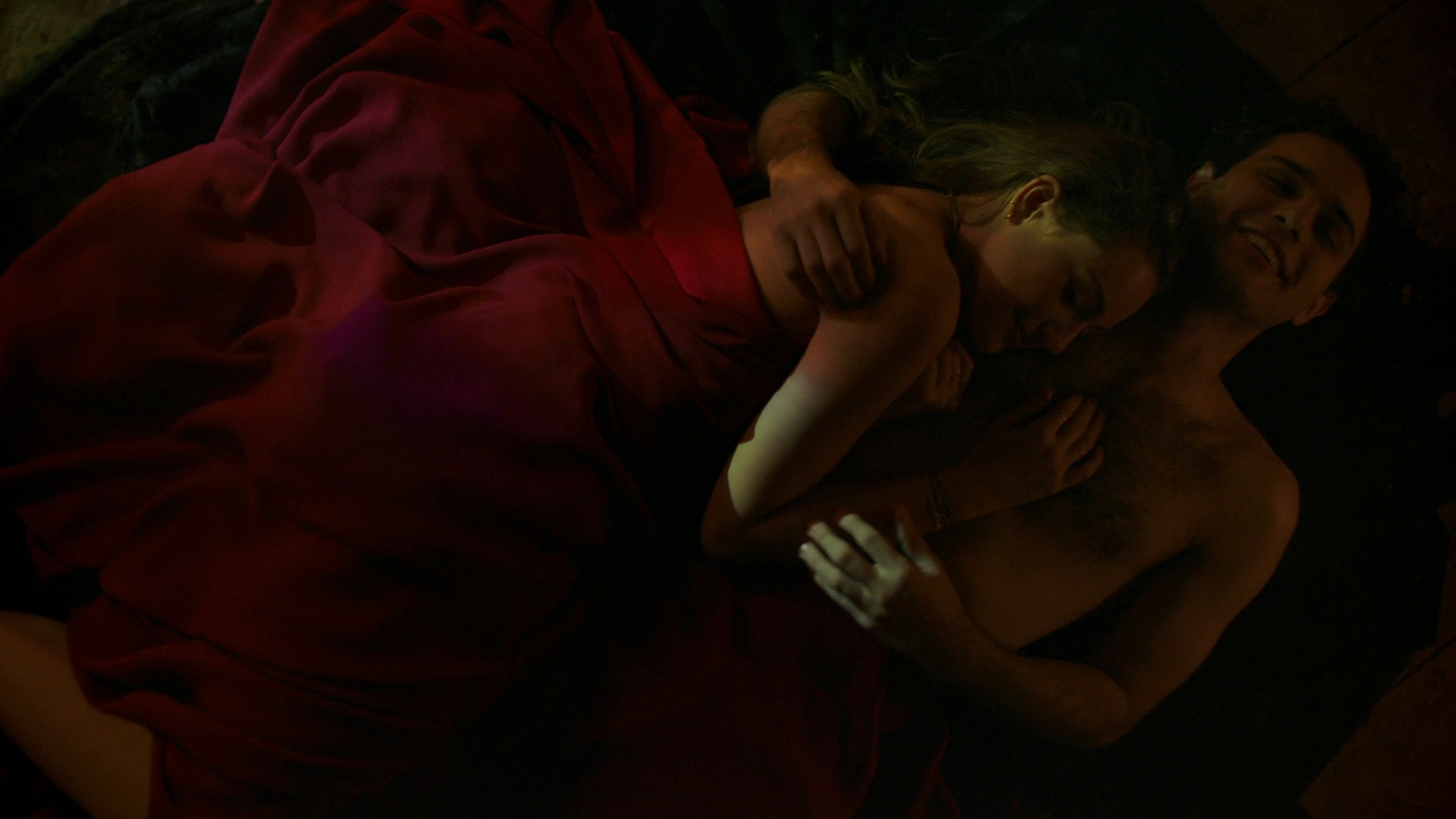 VampireDiariesWorld-dot-nl_Legacies3x04HoldOnTight2356.jpg