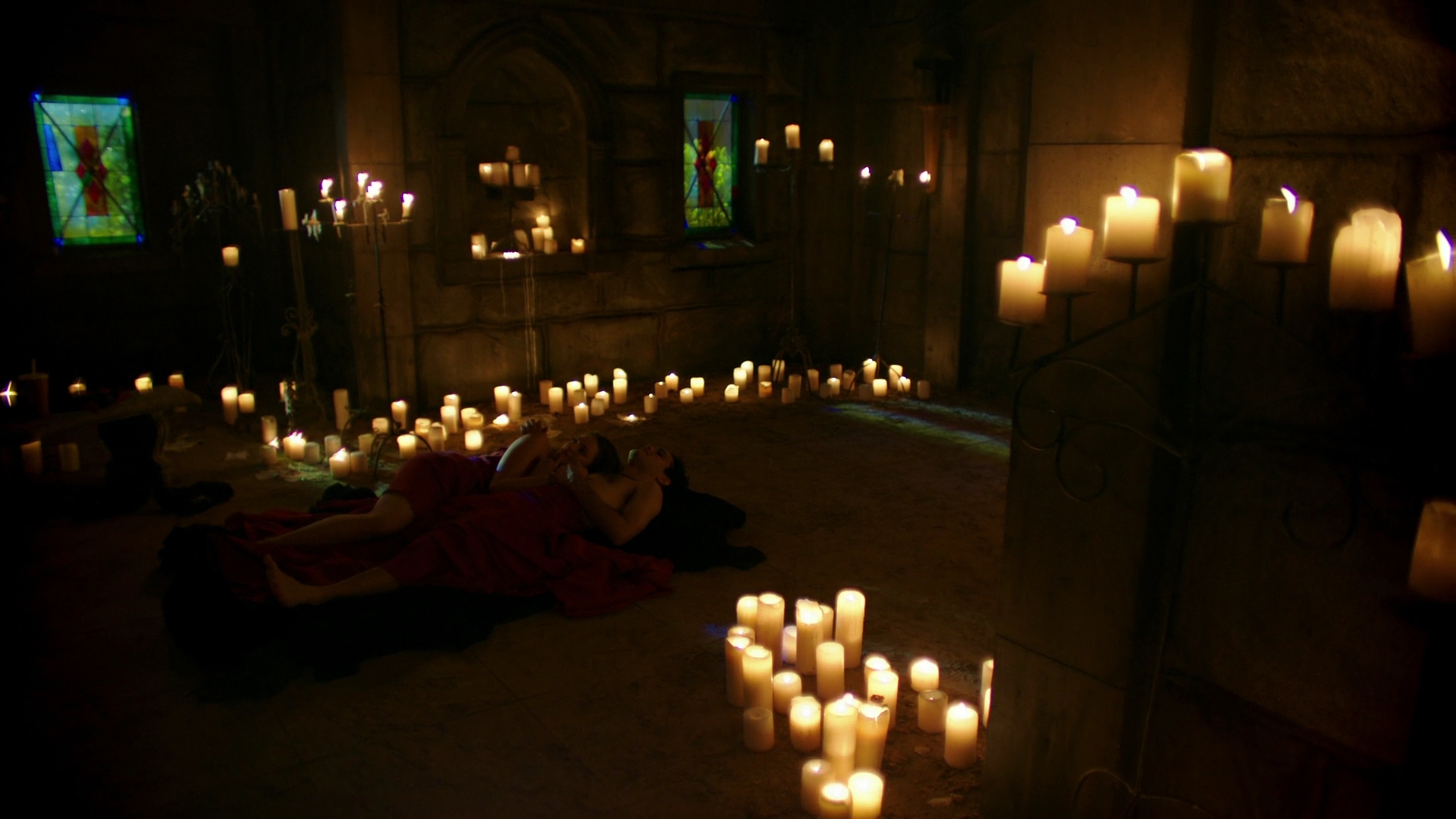 VampireDiariesWorld-dot-nl_Legacies3x04HoldOnTight2361.jpg