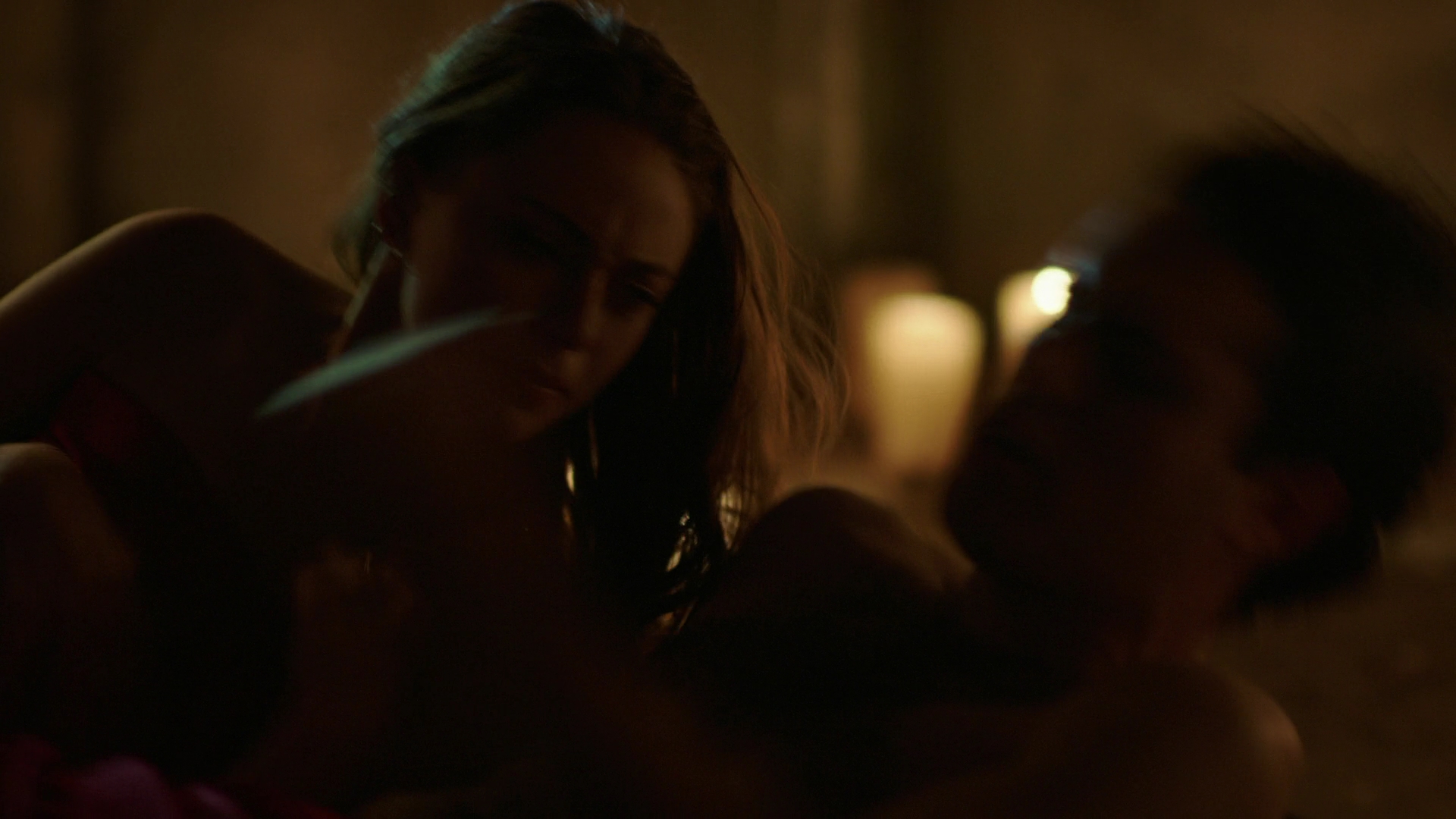 VampireDiariesWorld-dot-nl_Legacies3x04HoldOnTight2380.jpg