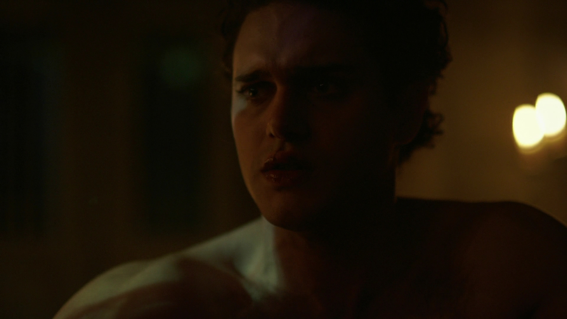 VampireDiariesWorld-dot-nl_Legacies3x04HoldOnTight2386.jpg