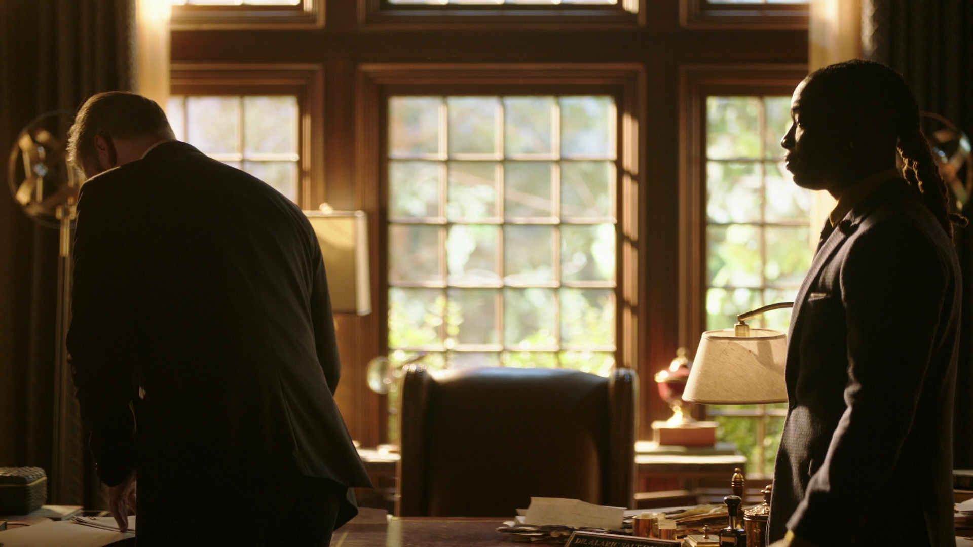VampireDiariesWorld-dot-nl_Legacies3x07YupItsaLeprechaunAllRight0310.jpg