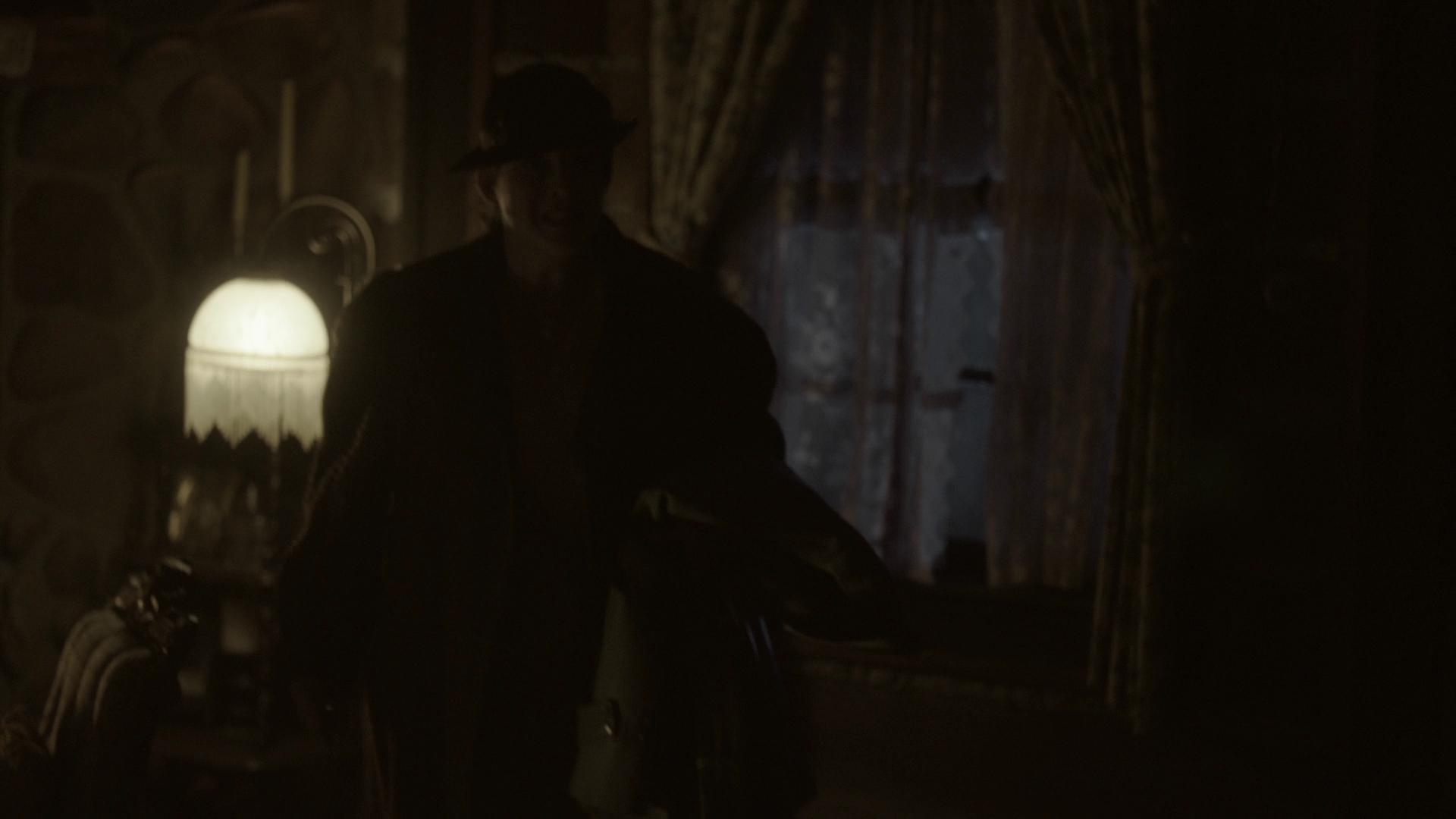 VampireDiariesWorld-dot-nl_Legacies3x09DoAllMalivoreMonstersProvideThisLevelOfEmotionalInsight0005.jpg