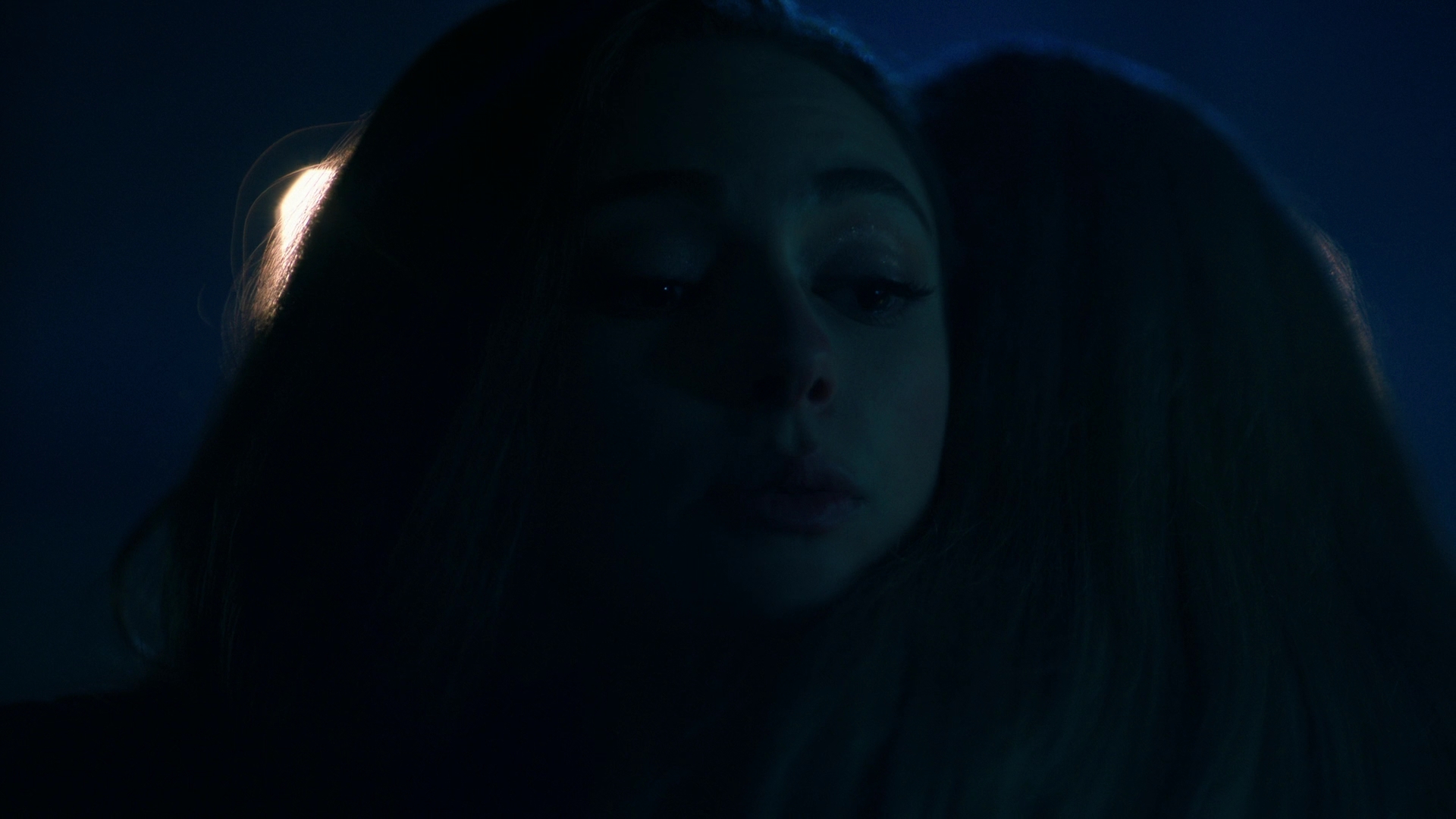 VampireDiariesWorld-dot-nl_Legacies3x09DoAllMalivoreMonstersProvideThisLevelOfEmotionalInsight2374.jpg