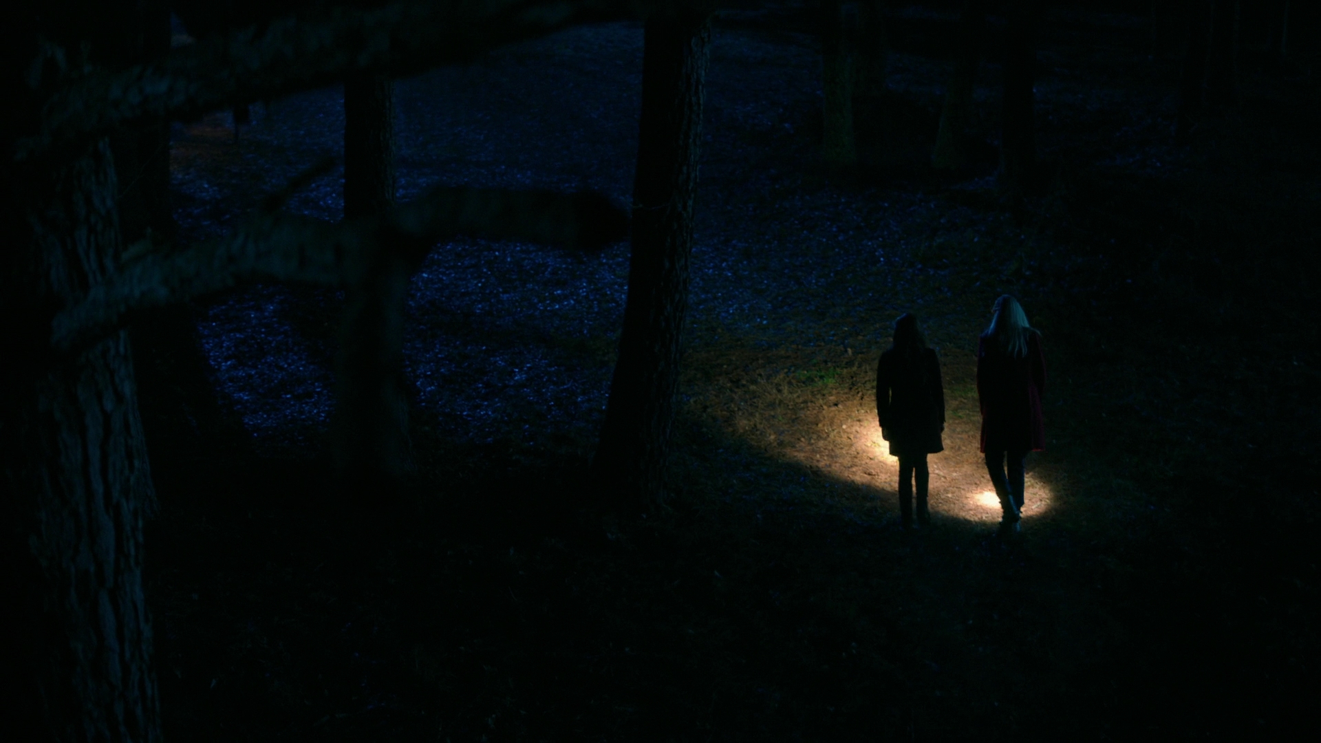 VampireDiariesWorld-dot-nl_Legacies3x09DoAllMalivoreMonstersProvideThisLevelOfEmotionalInsight2389.jpg