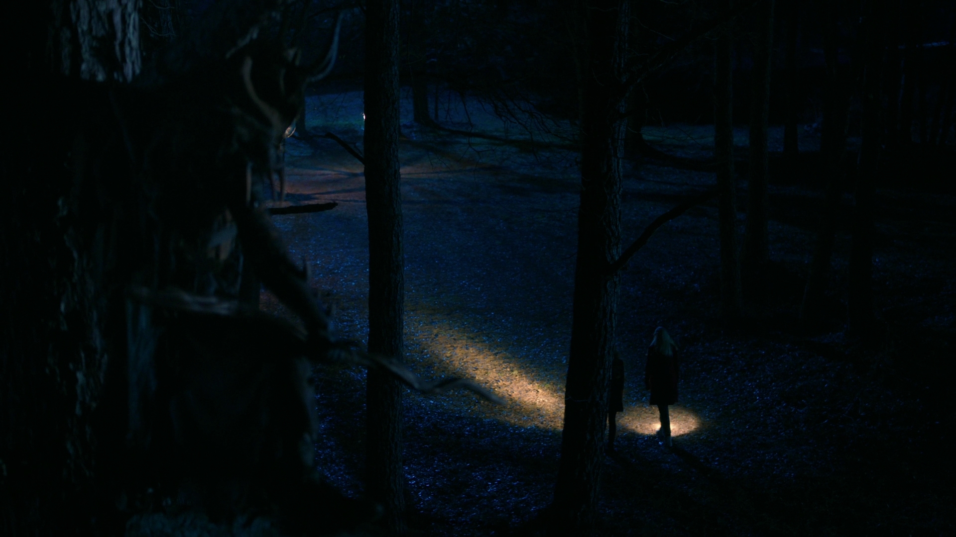 VampireDiariesWorld-dot-nl_Legacies3x09DoAllMalivoreMonstersProvideThisLevelOfEmotionalInsight2396.jpg