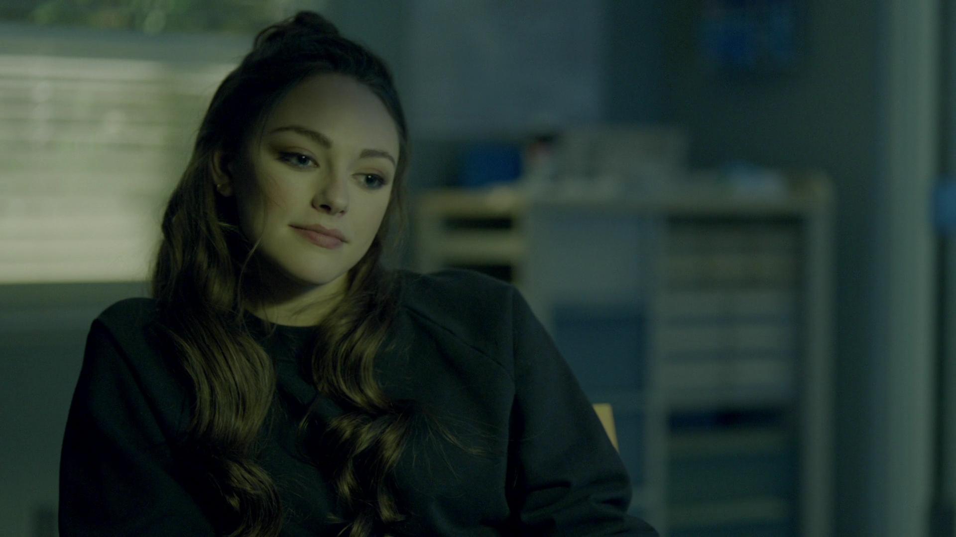 VampireDiariesWorld-dot-nl_Legacies3x16FatesABitchIsntIt1991.jpg