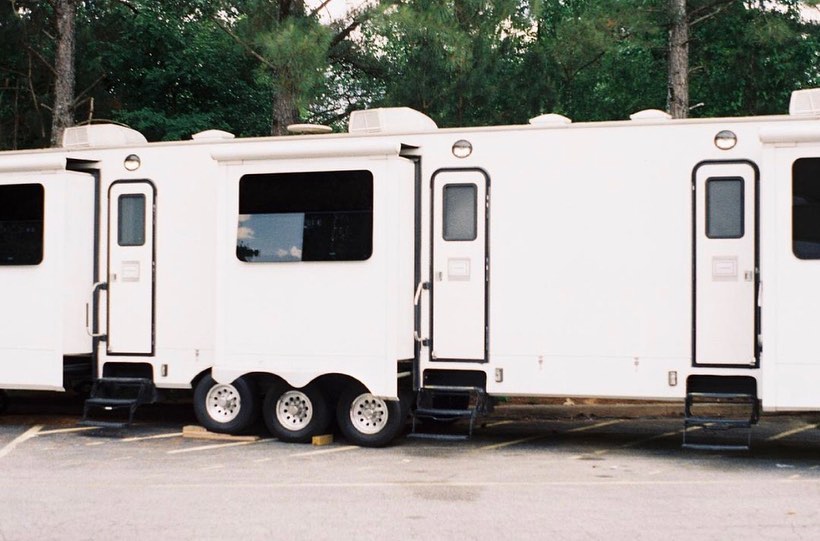 4x02-013.jpg