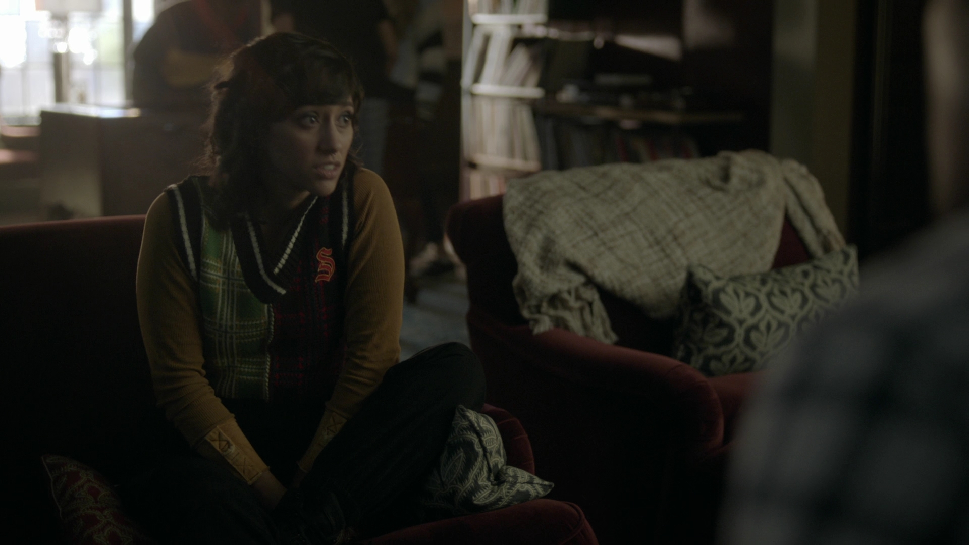 VampireDiariesWorld-dot-nl_Legacies4x07SomeplaceFarAwayfromAllThisViolence0075.jpg VampireDiariesWorld-dot-nl_Legacies4x07SomeplaceFarAwayfromAllThisViolence0075.jpg