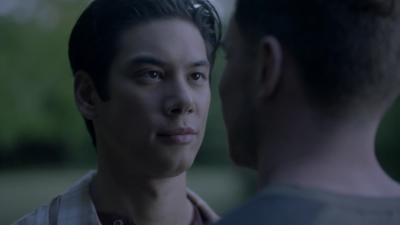 VampireDiariesWorld-dot-nl_Legacies4x20JustDontBeAStrangerOkay1216.jpg VampireDiariesWorld-dot-nl_Legacies4x20JustDontBeAStrangerOkay1216.jpg