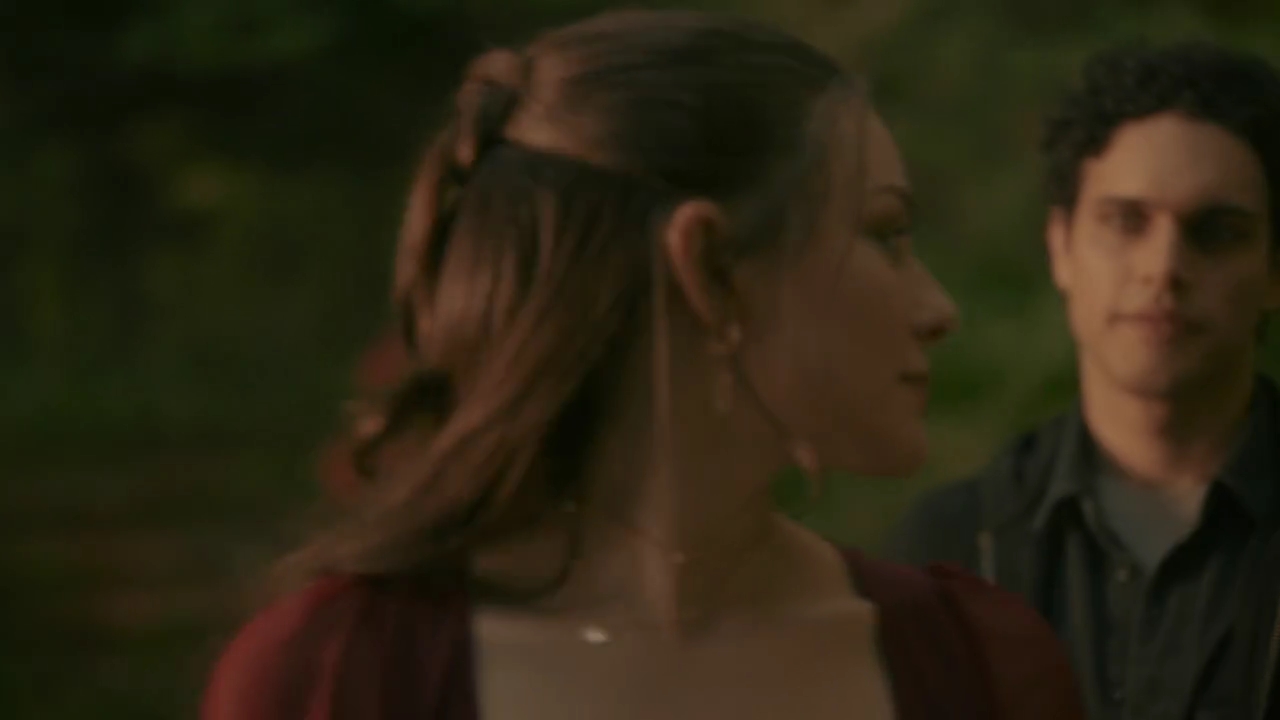 VampireDiariesWorld-dot-nl_Legacies4x20JustDontBeAStrangerOkay2284.jpg