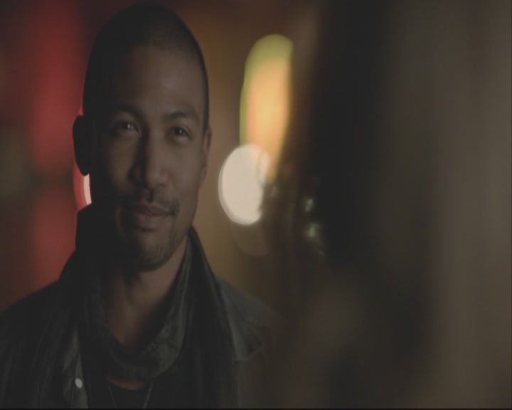 VampireDiariesWorld-dot-org_TheOriginals1x01AlwaysAndForever-deletedscene0046.jpg