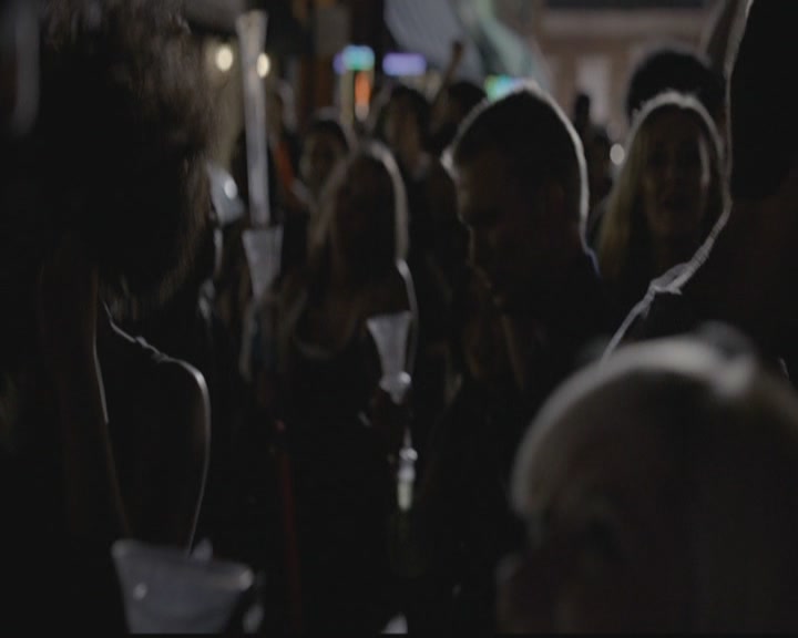 VampireDiariesWorld-dot-org_TheOriginals1x02HouseOfTheRisingSun0008.jpg