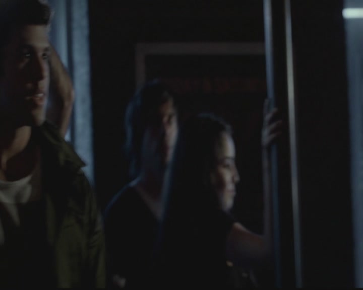VampireDiariesWorld-dot-org_TheOriginals1x02HouseOfTheRisingSun0016.jpg