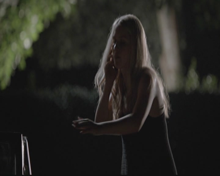 VampireDiariesWorld-dot-org_TheOriginals1x02HouseOfTheRisingSun0124.jpg