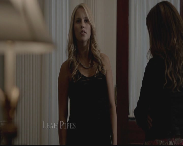 VampireDiariesWorld-dot-org_TheOriginals1x02HouseOfTheRisingSun0157.jpg
