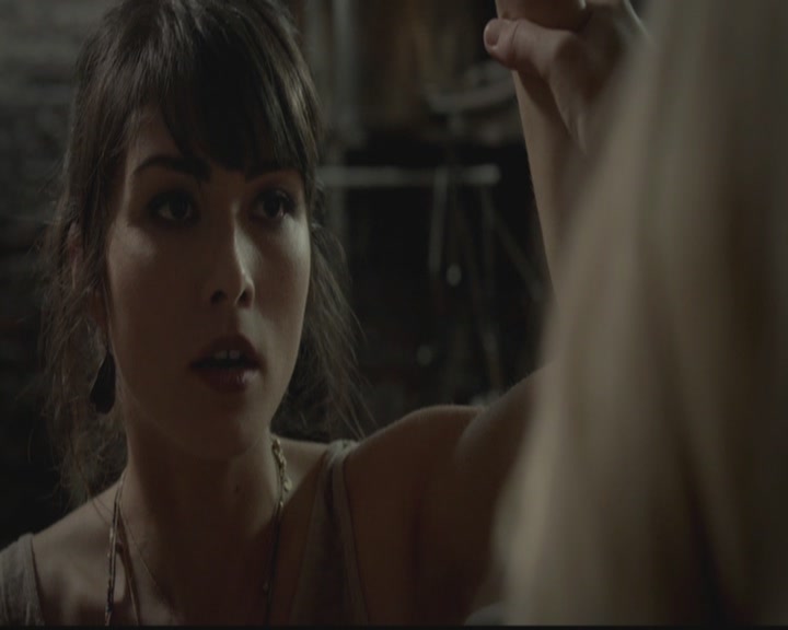 VampireDiariesWorld-dot-org_TheOriginals1x02HouseOfTheRisingSun0529.jpg VampireDiariesWorld-dot-org_TheOriginals1x02HouseOfTheRisingSun0529.jpg