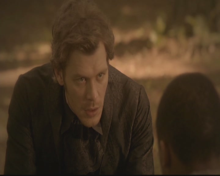 VampireDiariesWorld-dot-org_TheOriginals1x02HouseOfTheRisingSun0696.jpg