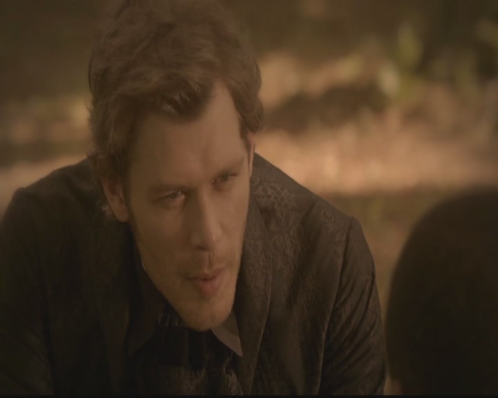 VampireDiariesWorld-dot-org_TheOriginals1x02HouseOfTheRisingSun0701.jpg