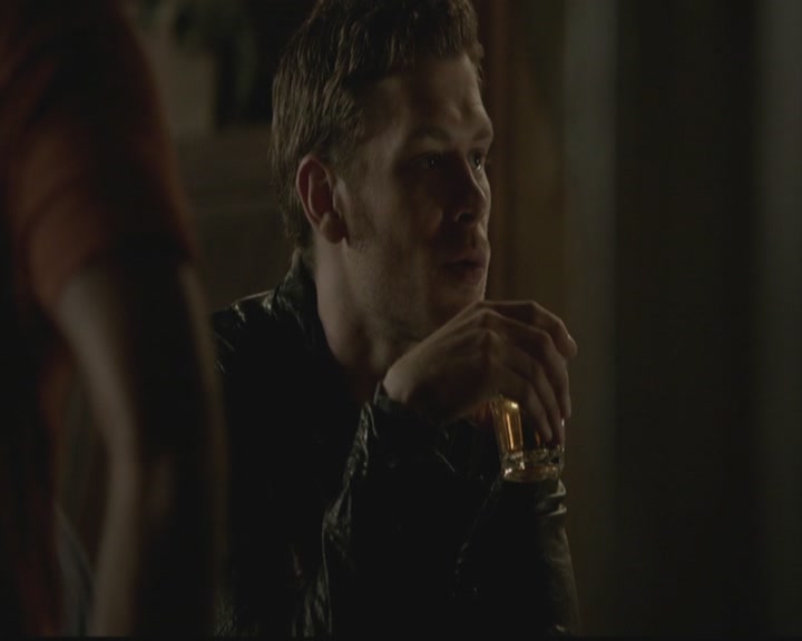 VampireDiariesWorld-dot-org_TheOriginals1x02HouseOfTheRisingSun1182.jpg