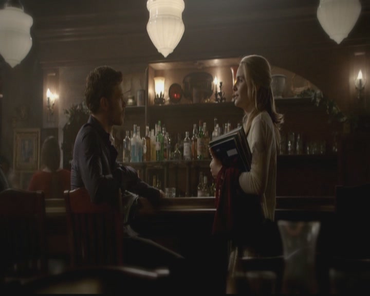 VampireDiariesWorld-dot-org_TheOriginals1x02HouseOfTheRisingSun1365.jpg