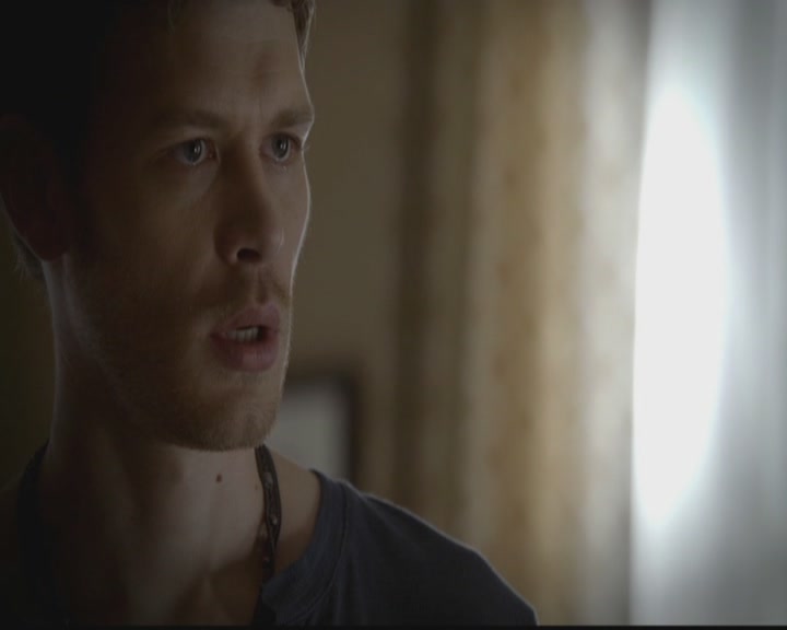 VampireDiariesWorld-dot-org_TheOriginals1x02HouseOfTheRisingSun2131.jpg