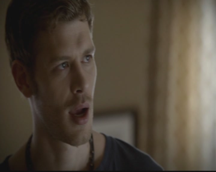 VampireDiariesWorld-dot-org_TheOriginals1x02HouseOfTheRisingSun2182.jpg