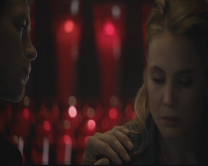 VampireDiariesWorld-dot-org_TheOriginals1x04GirlInNewOrleans1354.jpg